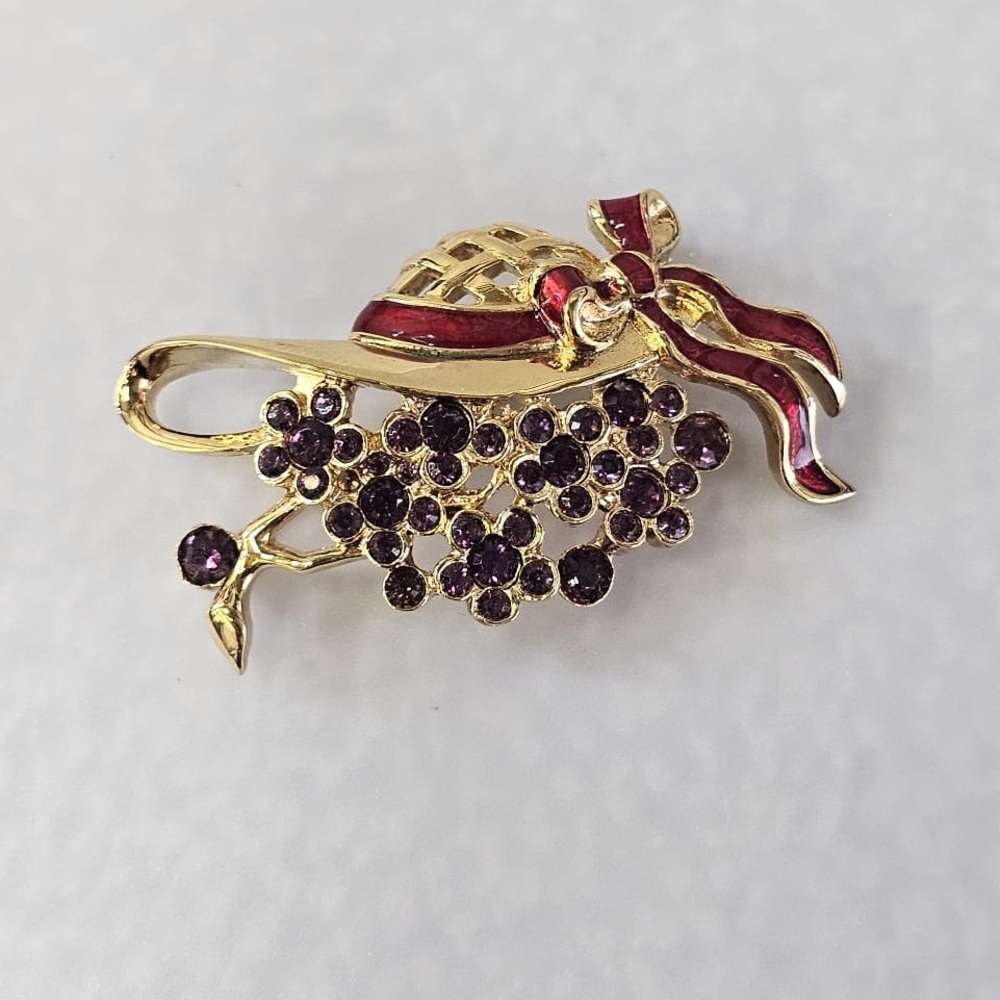 Vintage Floral & Hat Brooch by D’Orlan